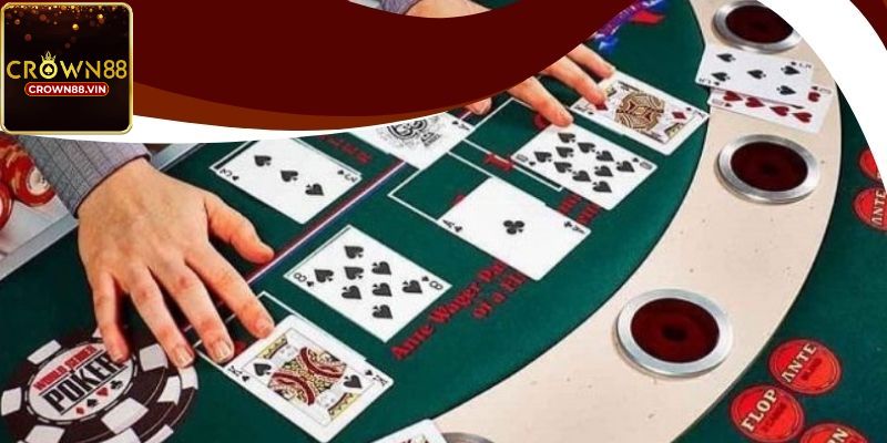 Cách chơi bài Poker Crown88 cơ bản